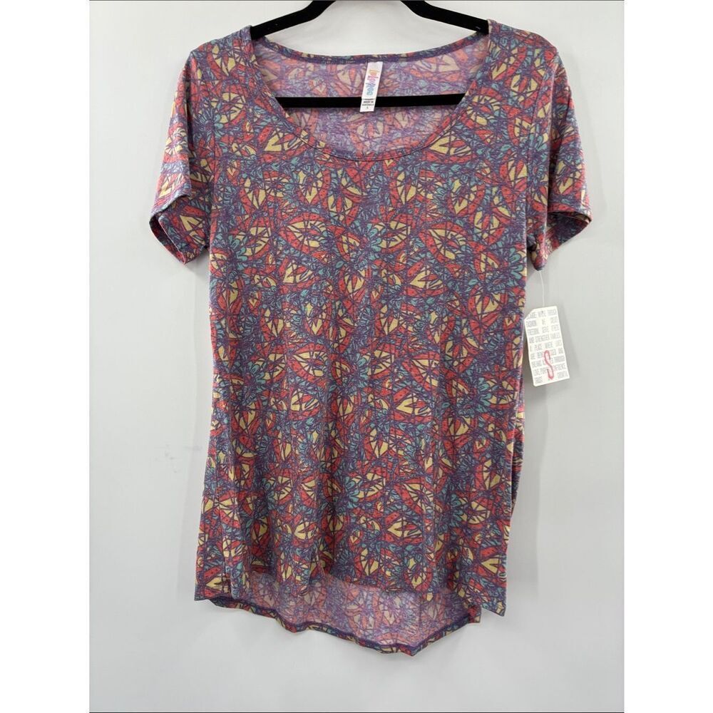 3For$20 LuLaRoe Short Sleeve Scoop Neck Hi-Low Tee in Purple, Red Size: Small